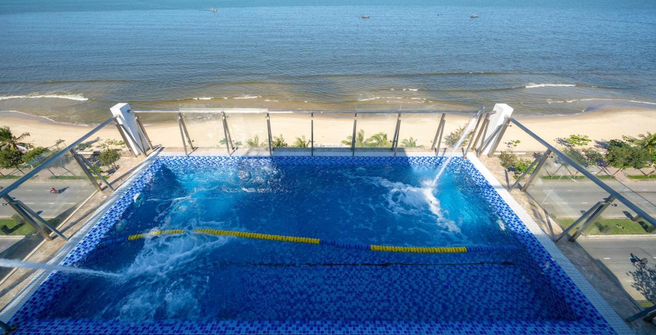 Avenis Hotel Da Nang Exteriör bild